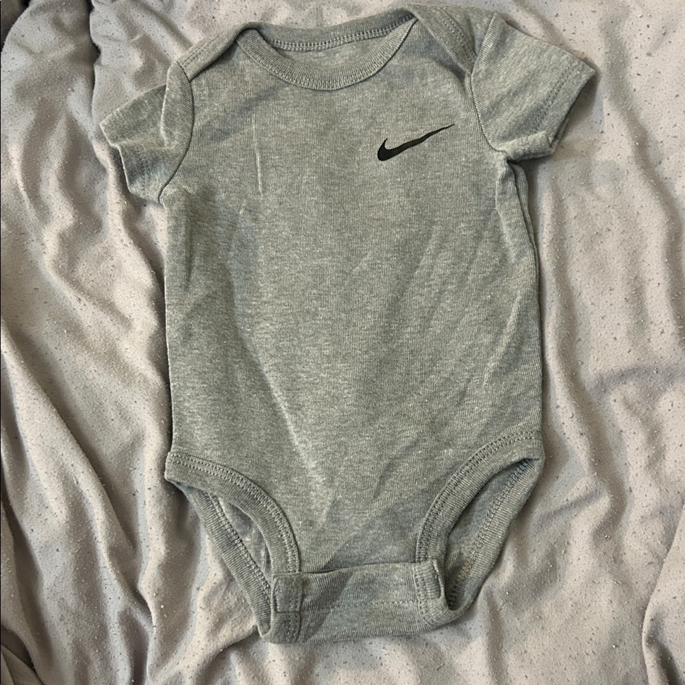 Nike Classic Gray Infant Bodysuit